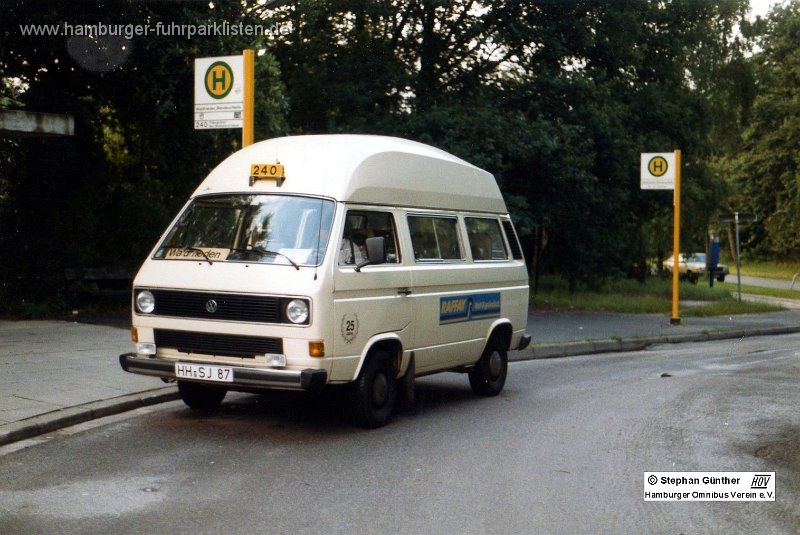 Kleinfahrzeug, Linie 240-22.jpg